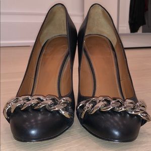 Givenchy Black Pumps with Silver Chain